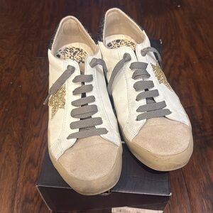 Shu Shop youth size 3 medium